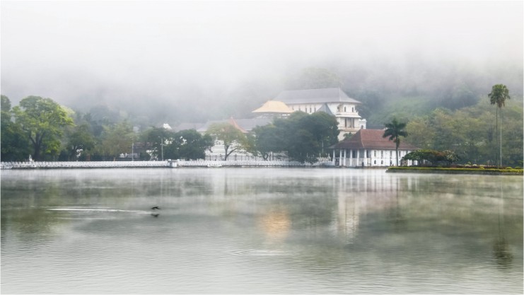 Kandy, a city surrounded by hills
